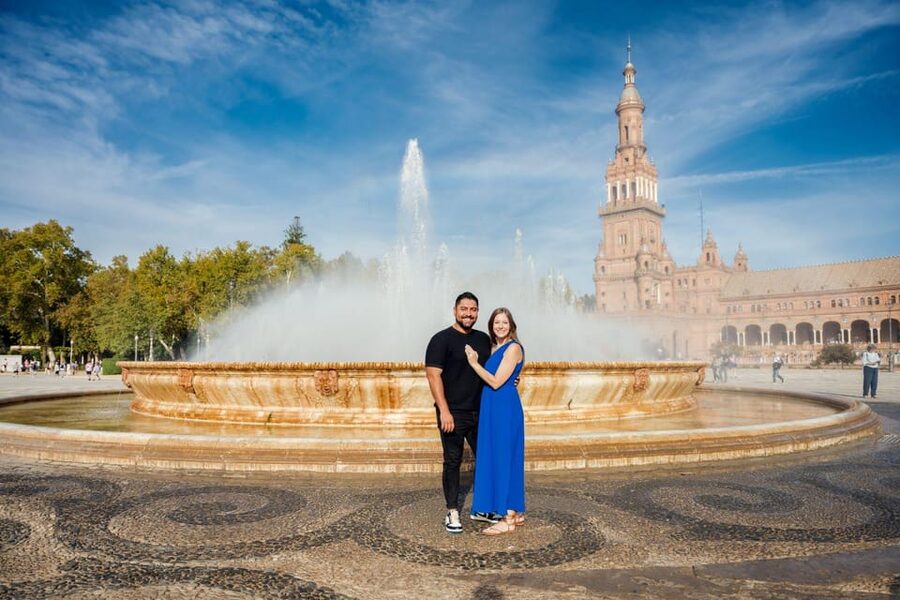 Seville: Romantic photoshoot for Couples - Booking, Cancellation, and Timing Tips