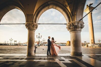 Sunrise Couple Photoshoot Tour