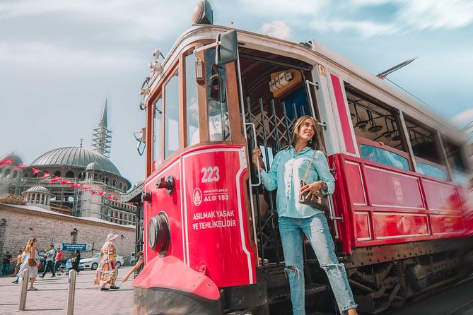 Unforgettable Moments in Istanbul: Photo Shoot for Couples - What the 50-minute session is really like