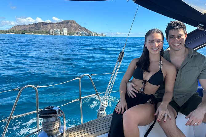 Waikiki private Day Tour and Sunset sail for couples - Key points at a glance